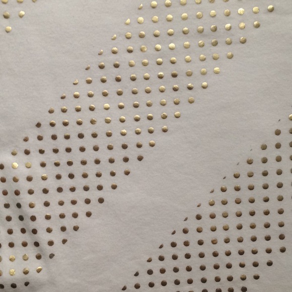 Express clothing - Picture 3 of 6